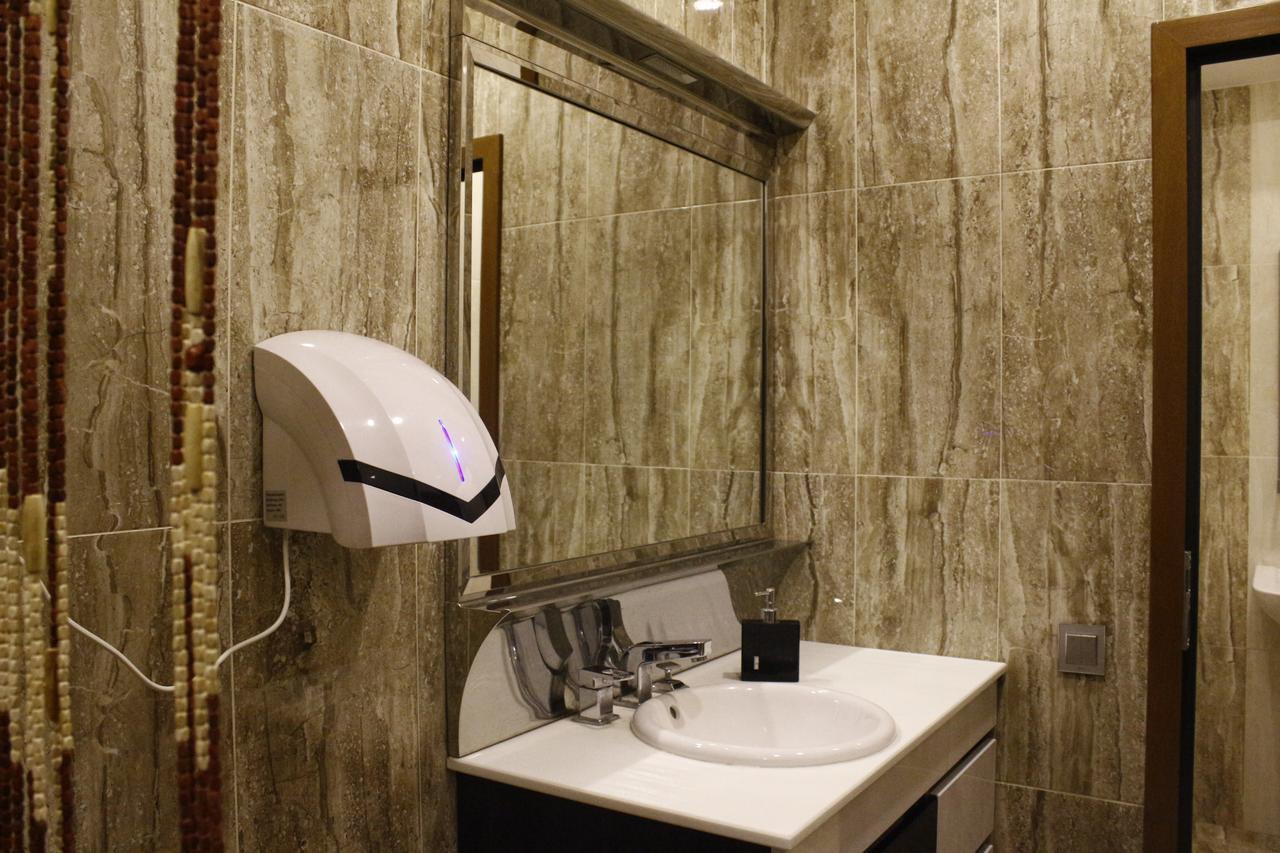 Sebail Inn Hotel Баку Экстерьер фото